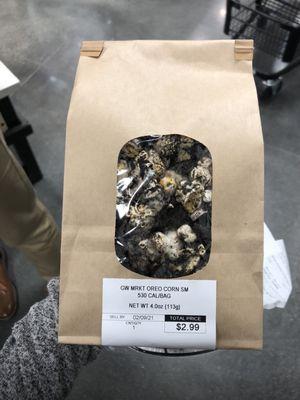 Oreo popcorn. Yes, it's a thing!