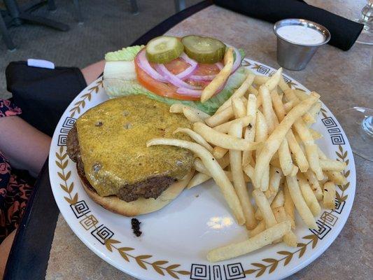 Cheeseburger and fries.