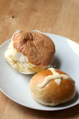 Sponge cake ($1.99) and taro bun ($1.40)