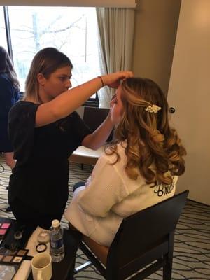 Alisa doing a beautiful bride's make up!