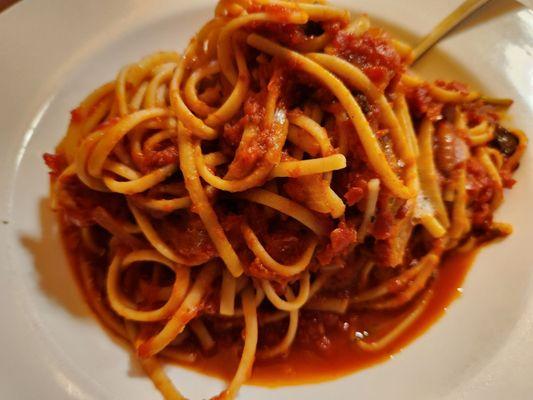 Whole wheat linguini with marinara & meatballs. I couldn't stop saying "Mmm" with each bite!