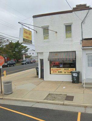 Spanky and Son's outside entrance on the corner across from Ciocca Cadillac (formerly Kerbeck).