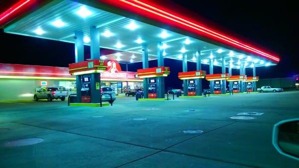 Dodge's Chicken Store, Tupelo, MS