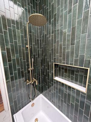 Lincoln Park - Bathroom Remodel