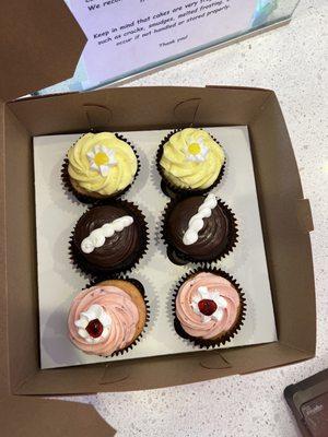 Strawberry Cupcake Lemon Supreme Cupcake Choco-maniac Cupcake