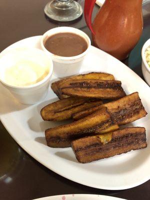 Platanos with Cream and Beans