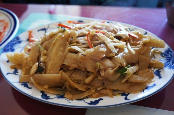 VEGETABLE HAND-CUT NOODLE