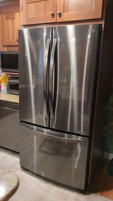 Petrillos Appliance Refrigerator Install