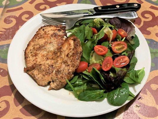 Pechuga de Pollo (aka Chicken Paillard) Salad