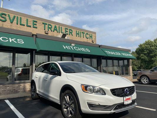 New Volvo getting hitched up at Burnsville Hitch