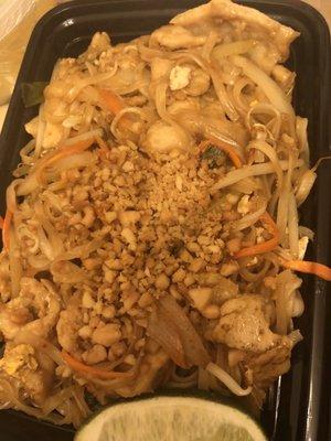 Pad Thai w/ chicken ($11.95)