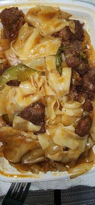 T22. Drunken Noodles beef