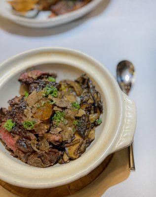 Truffle claypot with Ribeye