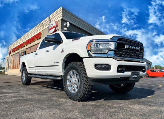 2020 Dodge Ram 3500 - now sporting a 2.5" Superlift Suspension Systems and Nitto Tire USA 37x11.50R20 Trail Grappler Tires