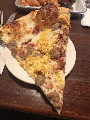 Classic Breakfast Pizza