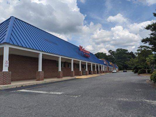 Coulwood Shopping Center, Charlotte