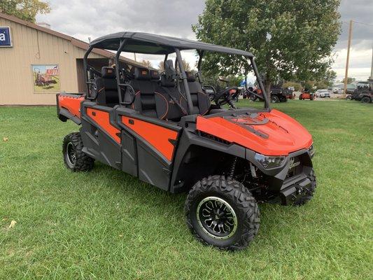 Intimidator UTV Crew Orange