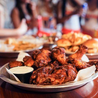 Hooters | Westminster