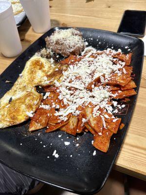 Chilaquiles rojos