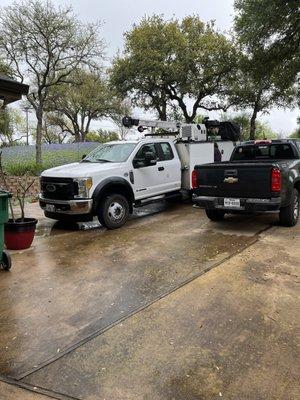 hometown roofing guys come with the truck that has everything they need.