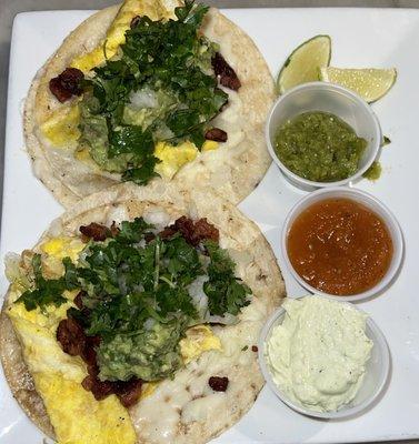 Breakfast Egg tacos