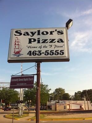 Saylor's Main Street Pizzeria