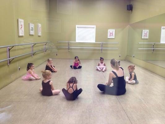 My daughter has a great time taking dance classes at Starlight Dance Center. Nice and helpful instructors.