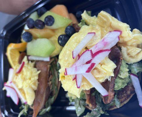 Avocado toast with fresh fruit