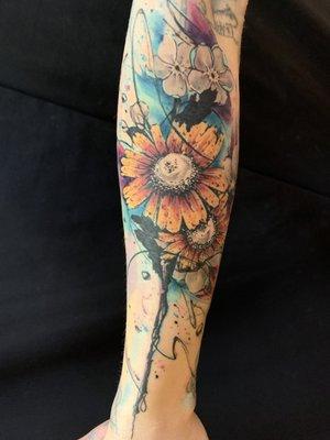 Watercolor tattoo of flowers by Yeshi