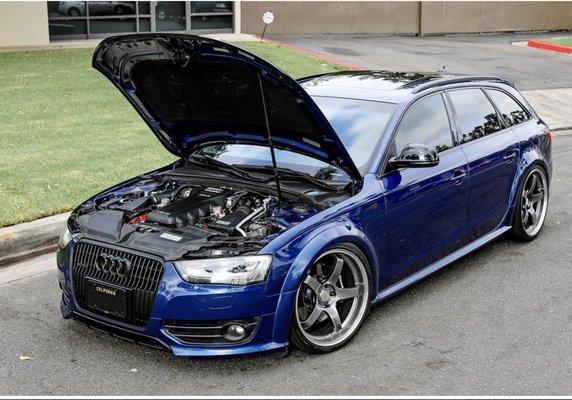 Rs5 V8 4.2 liter engine conversion in 2013 Audi Allroad