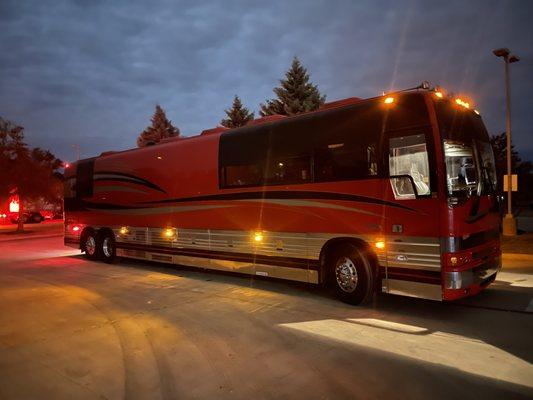 Big Hat Limousines & Transportation