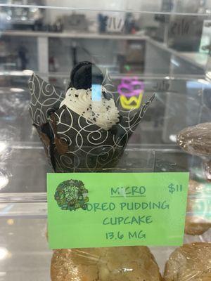 Oreo pudding infused cupcake