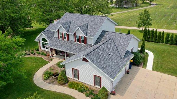 Oak Creek, Wisconsin
Roof