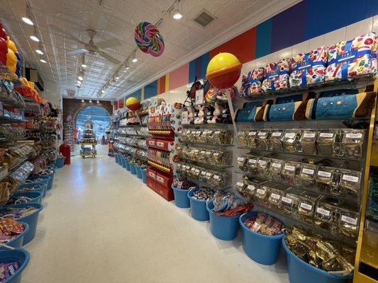 Dylan's Candy Bar