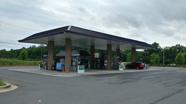 Harris Teeter Fuel Center at Berewick, Charlotte NC