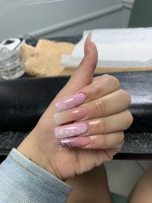 (Example of nails)