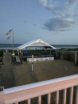 Ocean view from the deck/outdoor searing