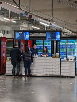 Standard beverage only station, alcohol and water