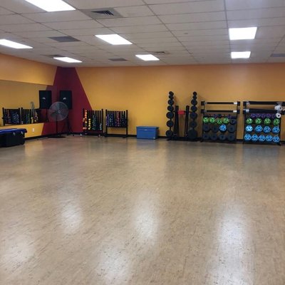 We offer group exercise classes.  For more information visit: http://fitnessconnection.com/clubs/northlake/#calendar-classes