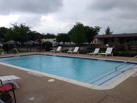 The pool at Texan RV Ranch is very well kept with plenty of lounge chairs!