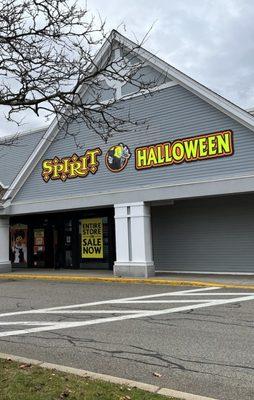 Spirit Halloween