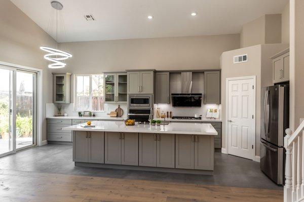 Alice Cabinetry French Grey