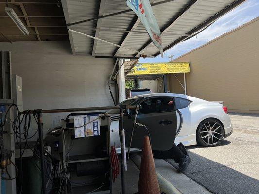 Smog check done easy and fast.