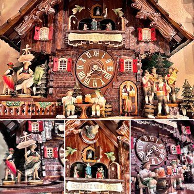 Shop cuckoo clocks from the Black Forest of Germany!