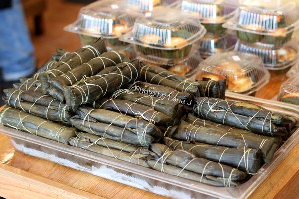 Suman ($3 for 2 pieces)