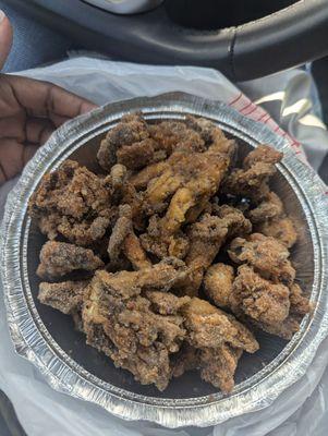 Small fried oyster mushrooms