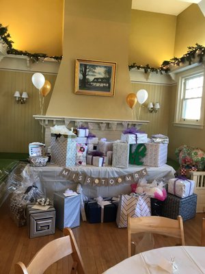 Just had my Bridal Shower here yesterday. My bridal party did an amazing job with everything. Love the space and had a wonderful time.