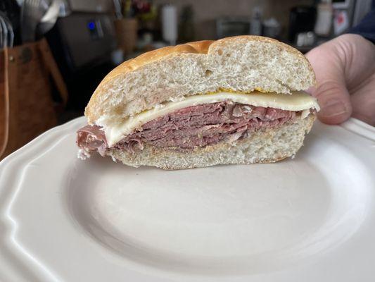 Roast Beef & provolone