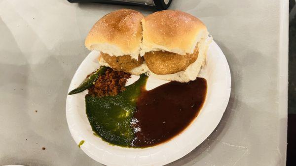 Vada pav