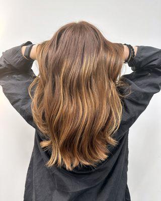 Reversed copper, warm-brown balayage